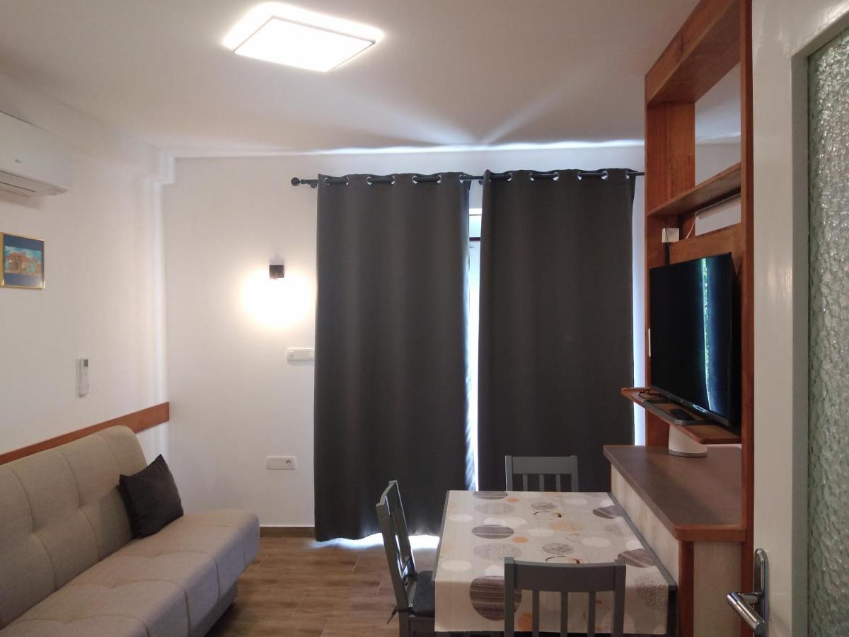 Apartamento Daal Roč Exterior foto