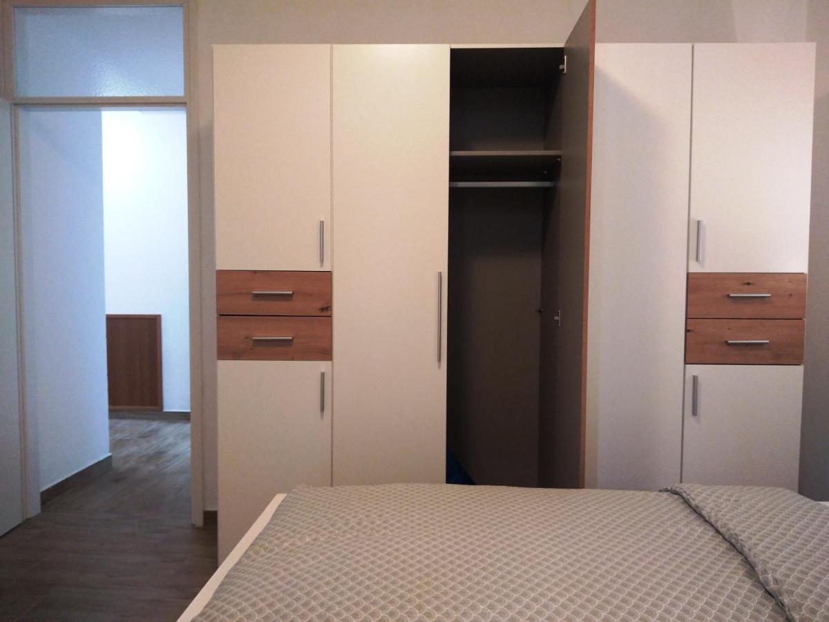 Apartamento Daal Roč Exterior foto